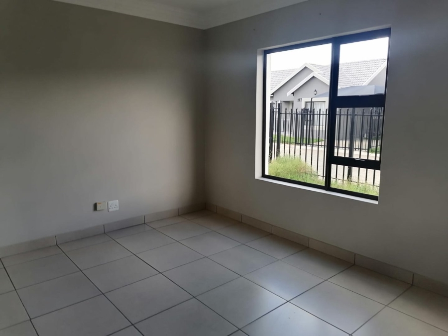4 Bedroom Property for Sale in Bloemspruit Free State